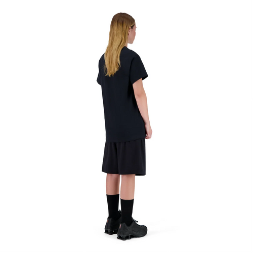 SET SCHWARZE JOGGING-SHORTS + T-SHIRT