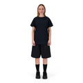 SET SCHWARZE JOGGING-SHORTS + T-SHIRT